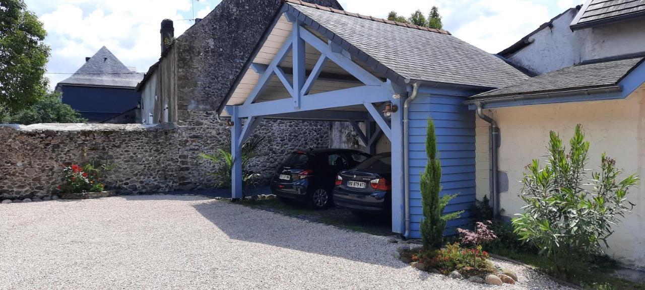 La Ferme Aux Fleurs Bed & Breakfast Ossun Екстериор снимка
